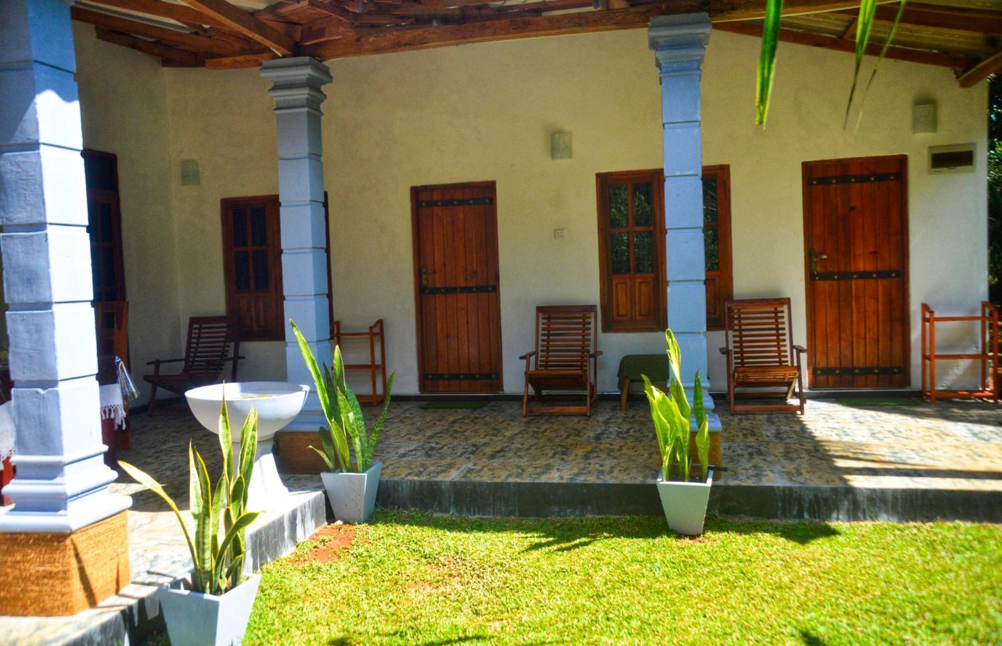 Tropical Garden Homestay Pidurangala سيغيرِيا المظهر الخارجي الصورة