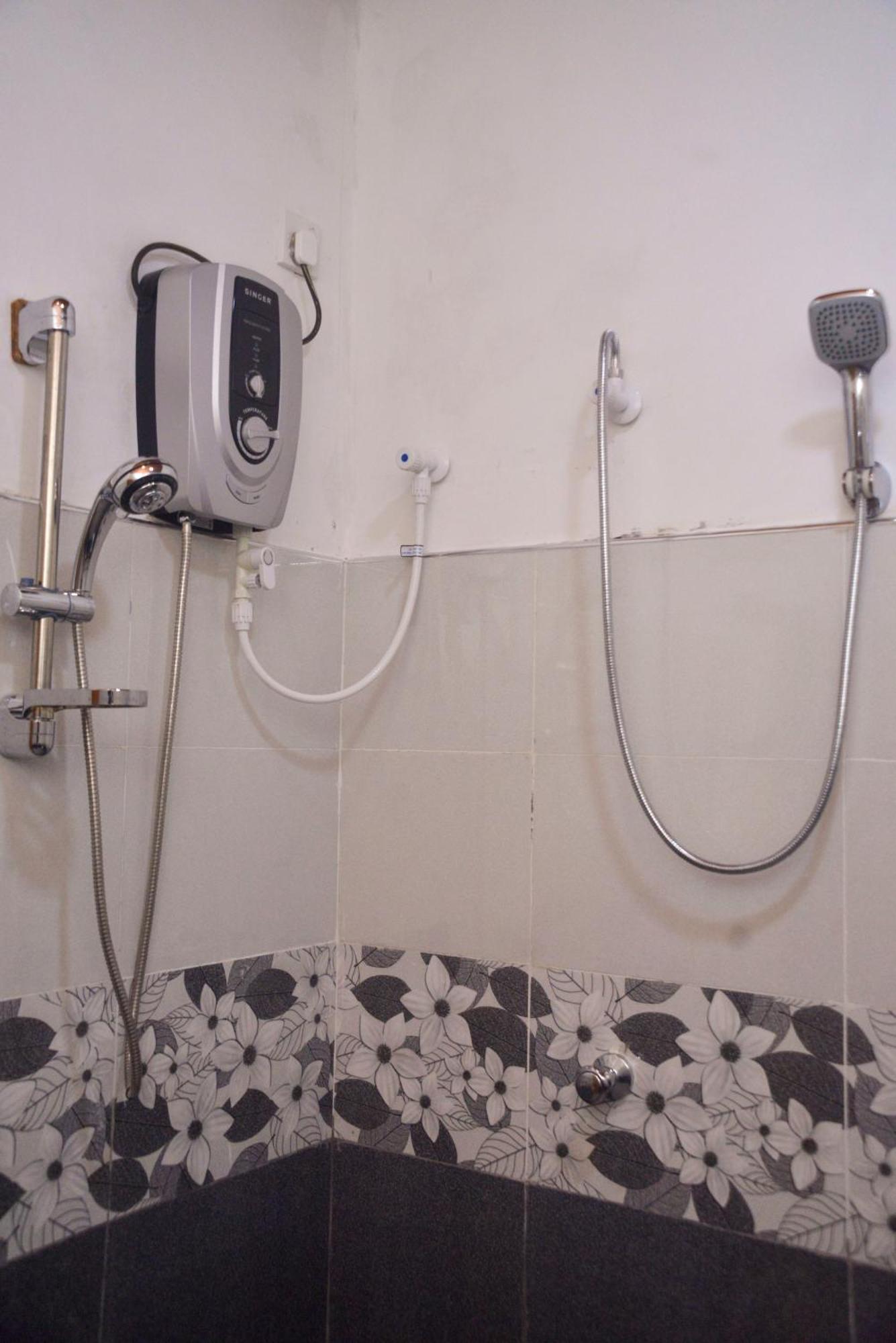 Tropical Garden Homestay Pidurangala سيغيرِيا المظهر الخارجي الصورة