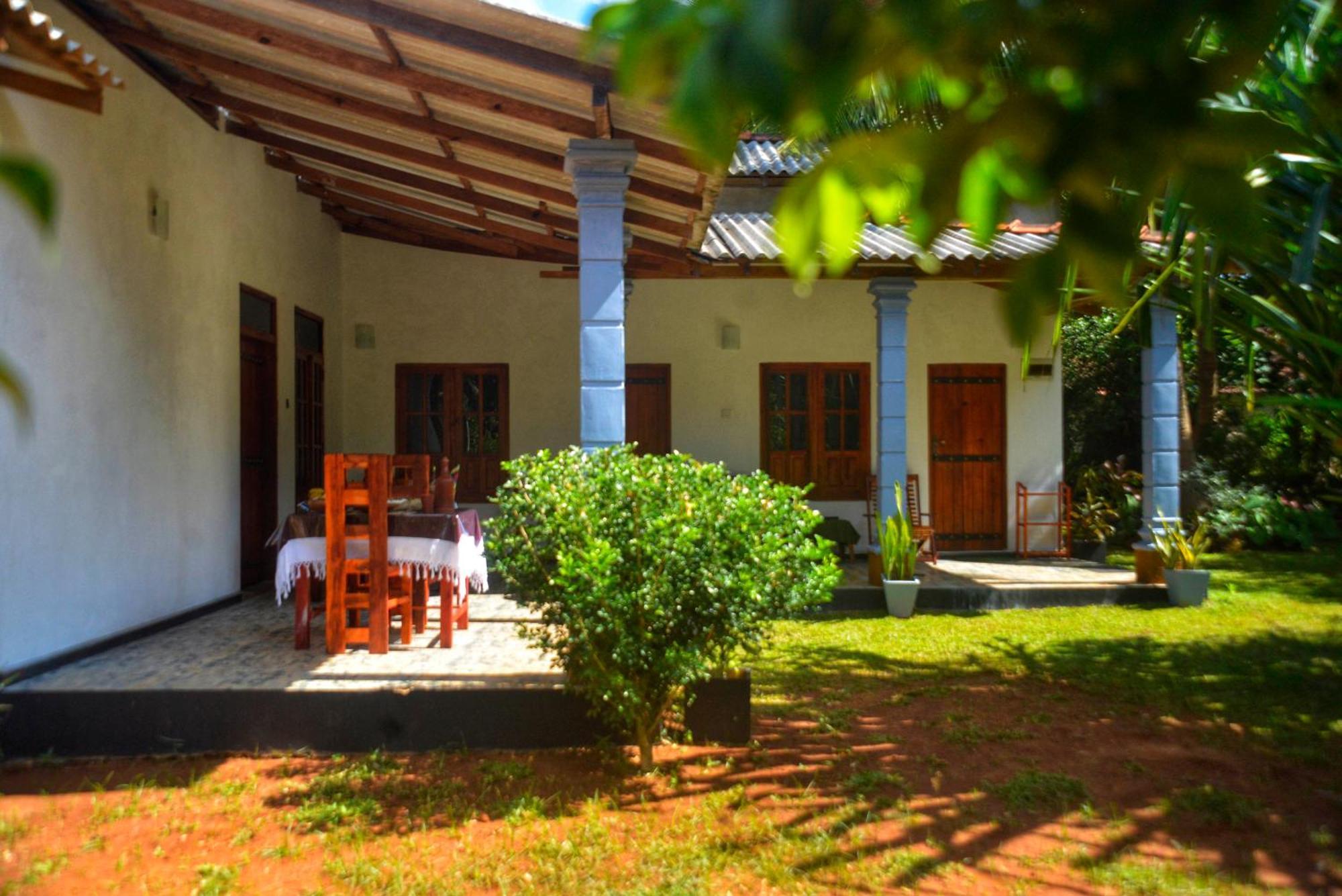 Tropical Garden Homestay Pidurangala سيغيرِيا المظهر الخارجي الصورة